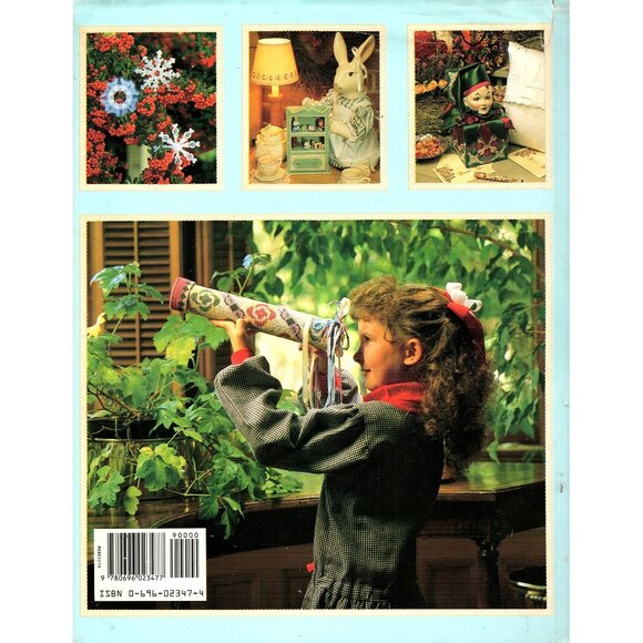 Vanessa-Anns Plastic Canvas A To Z Cross-Stitch Pattern Book Vintage 1991 - Picture 2 of 2